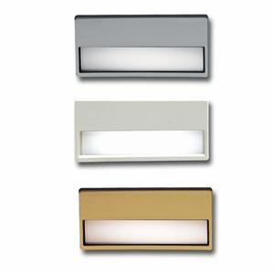 PORTANOME 6,8x3,3 PLASTICA DORATA